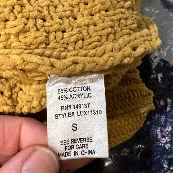 🛍️ Mustard yellow FAVLUX sweater size S. - Picture 10 of 13